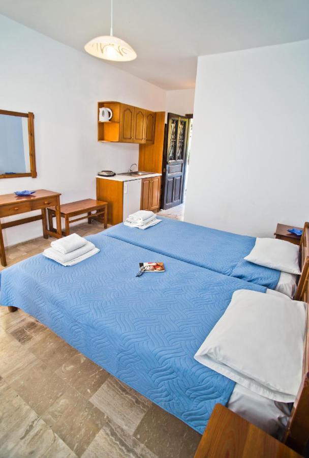 Pegasus Aparthotel Maszúri Kültér fotó